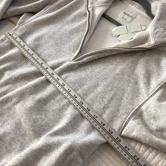 NWT Abercrombie & Fitch Gray  Quarter Zip Pullover Sweatshirt Womens Size S - Picture 11 of 12